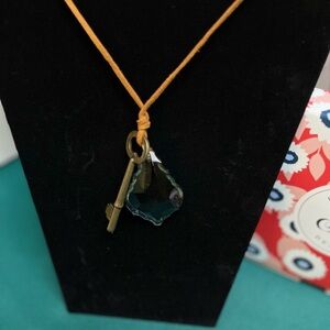 Plunder Necklace Clear Stone with Key